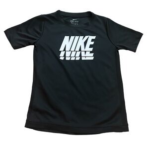 NIKE Boys Trophy Graphic Tee size XS